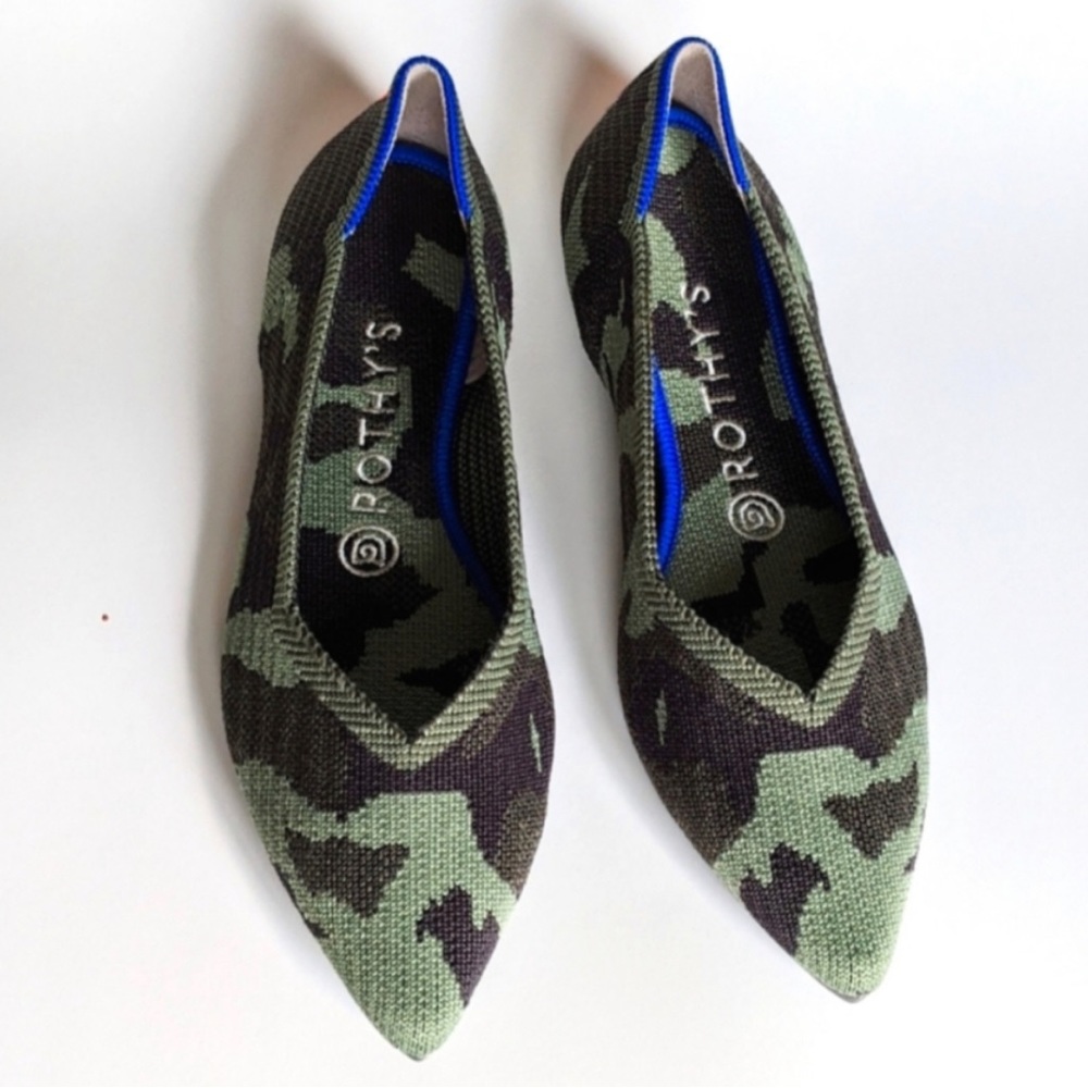 ROTHY’S  The Point Olive Camo Pointed Toe Flats Women's Size 10 with box